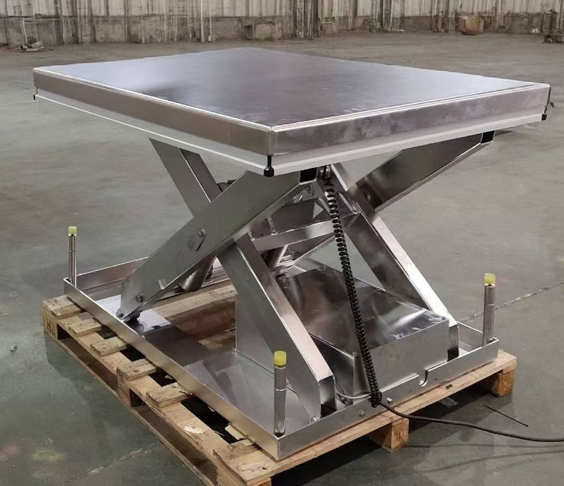 巴中小型固定式升降机